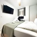 Sunset - Playa Del Cura, 10 Meters To Beach, Sea View, Centrally Located, Locos Apartman *