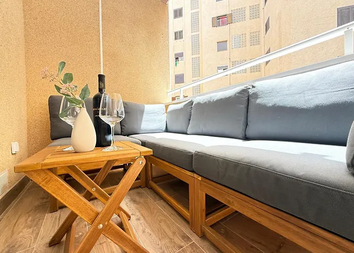 Apartmán Sunset - Playa Del Cura, 10 Meters To Beach, Sea View, Centrally Located, Locos *